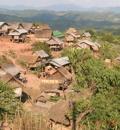 Hmong village - Udomxai pass